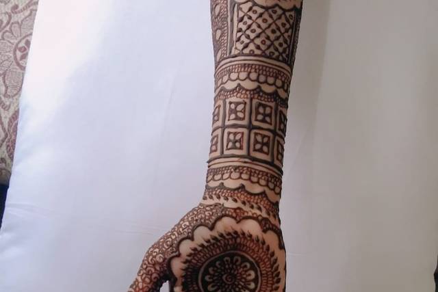 Marudhani Pen Arts And Classes in Gandhipuram Coimbatore,Coimbatore - Best Mehendi  Artists in Coimbatore - Justdial