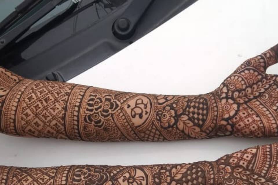 Muslim bridal mehndi