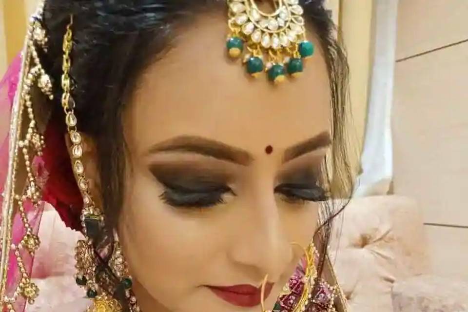 Bridal makeup