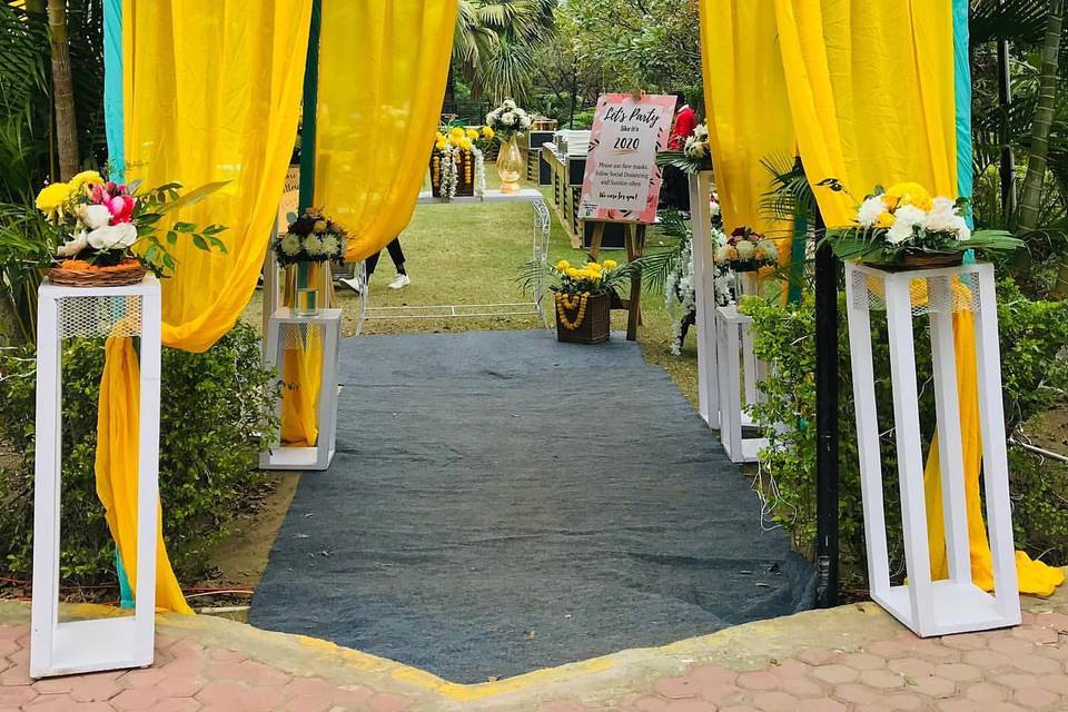 Entrance decor