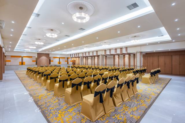 Banquet hall