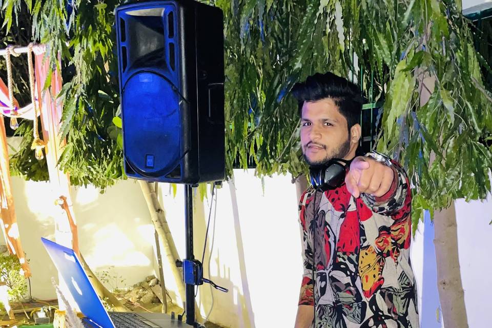 DJ Monu Raj