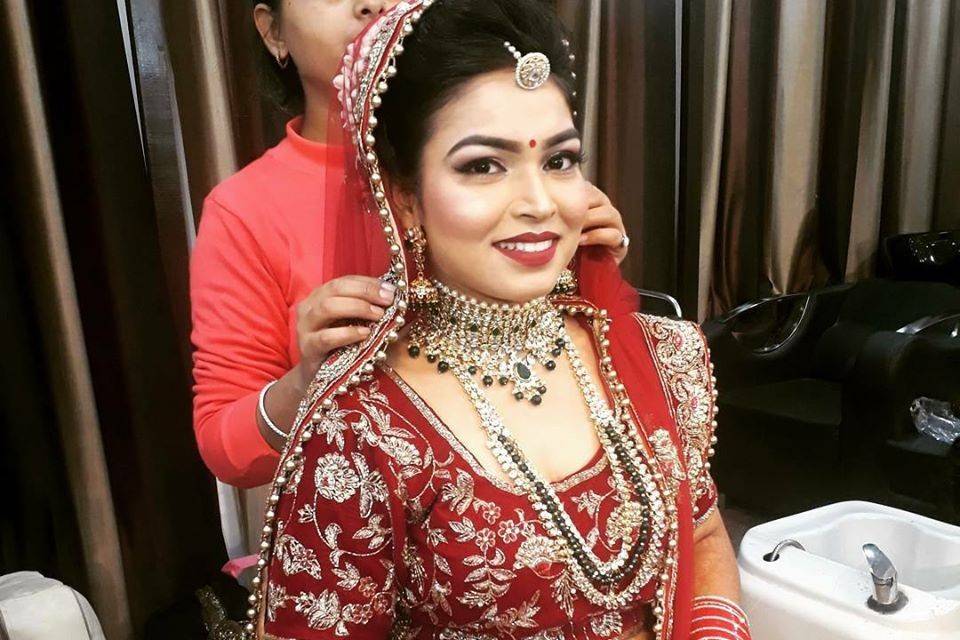 Bridal makeup