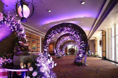 Entrance decor