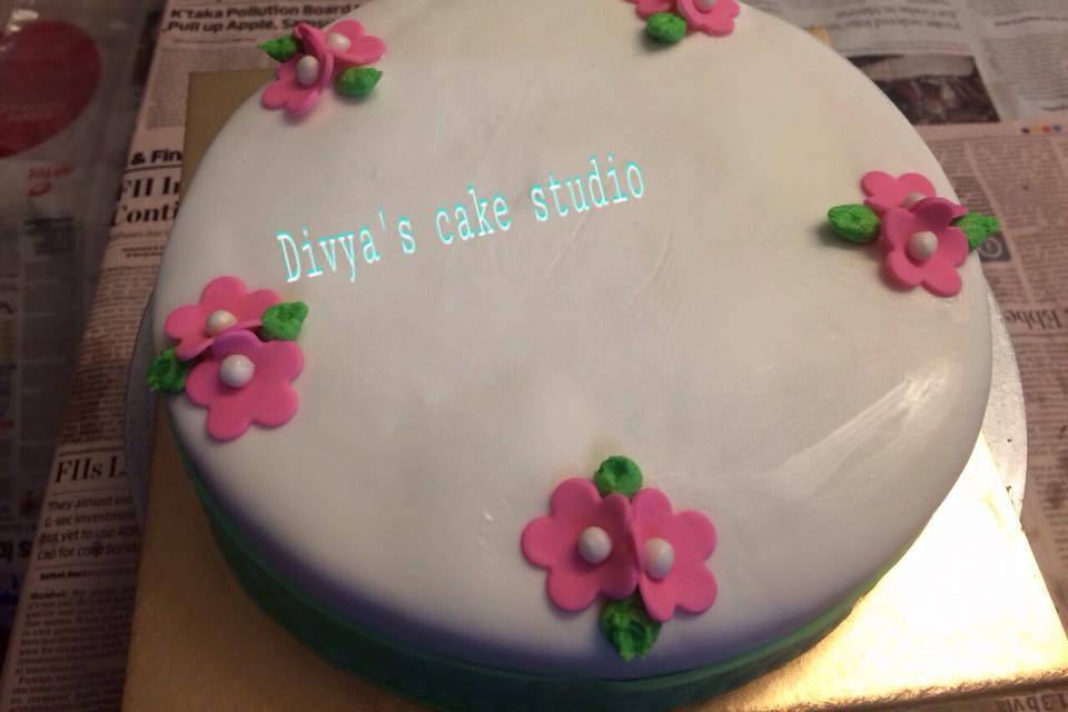 Divya's Cake Studio