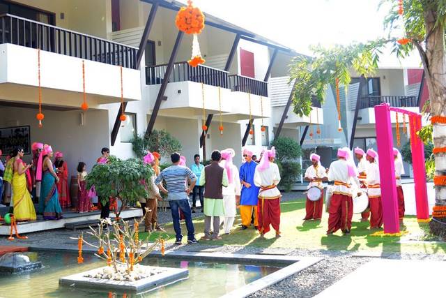 Soma Vineyard Resort 𝗕𝗢𝗢𝗞 Nashik Hotel 𝘄𝗶𝘁𝗵 ₹𝟬