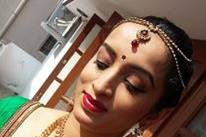 Deepa Make Up Artist N Hairstylist