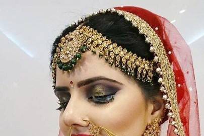 Bridal makeup