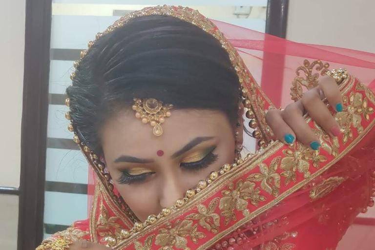 Bridal makeup