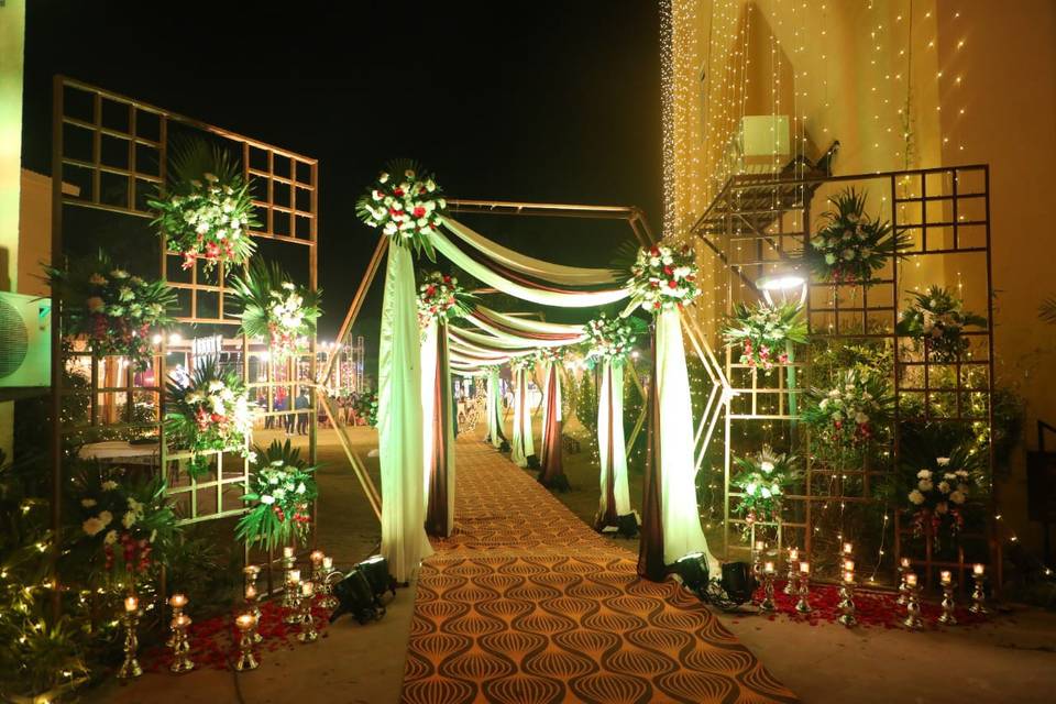 Entrance Decor