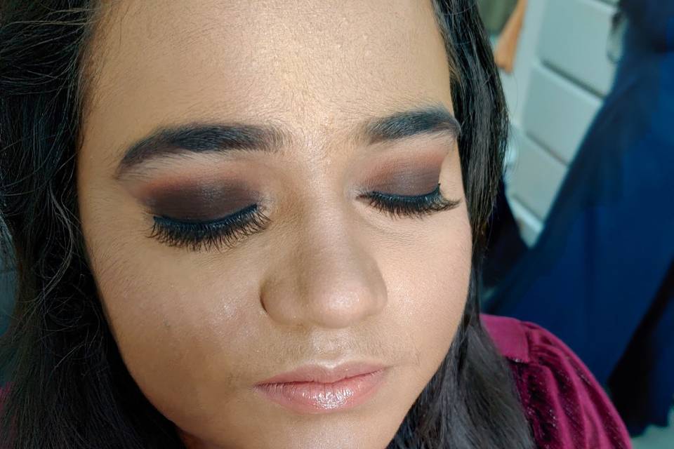 Party makeup