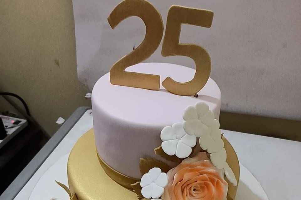 Fondant 2 Tier Floral