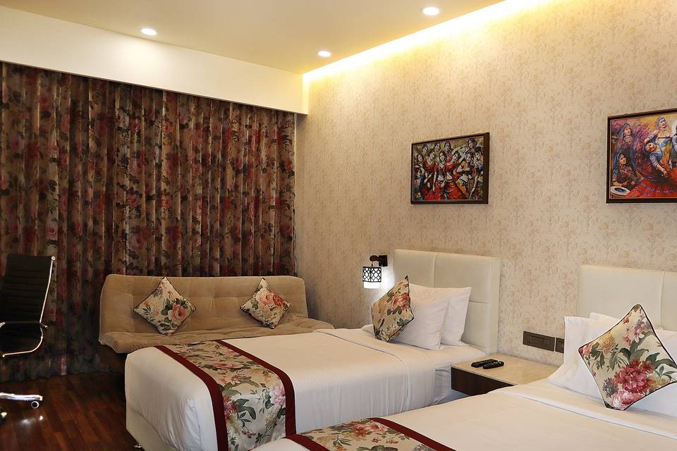 Hotel Grand Maple portfolio