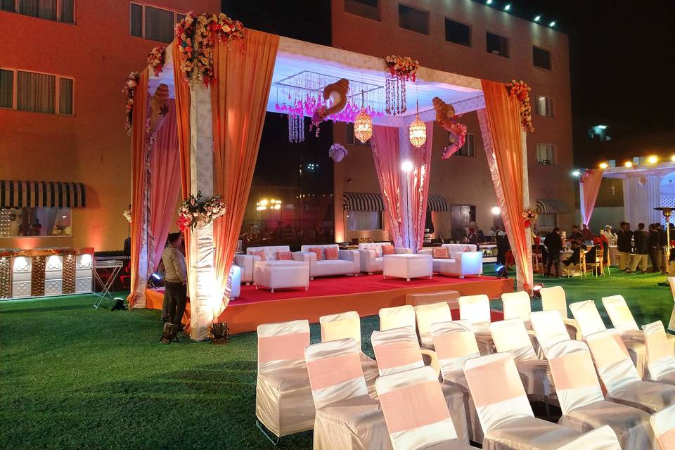 Event space