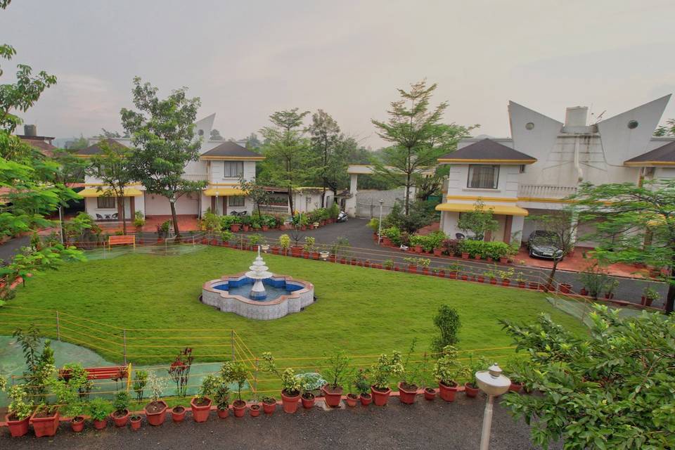 Lawn area