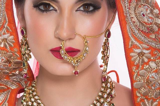 Zeel Shah - Makeup Artist and Hairstylist