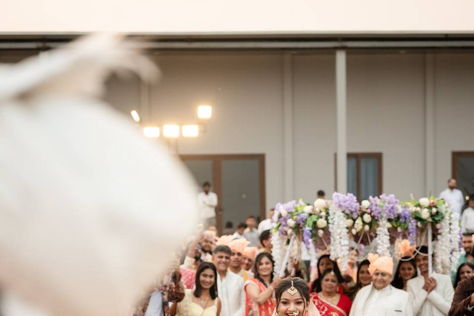 Ankur & Radhika, Anchaviyo