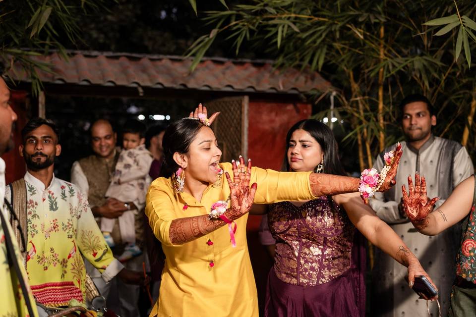 Ankur & Radhika, Anchaviyo