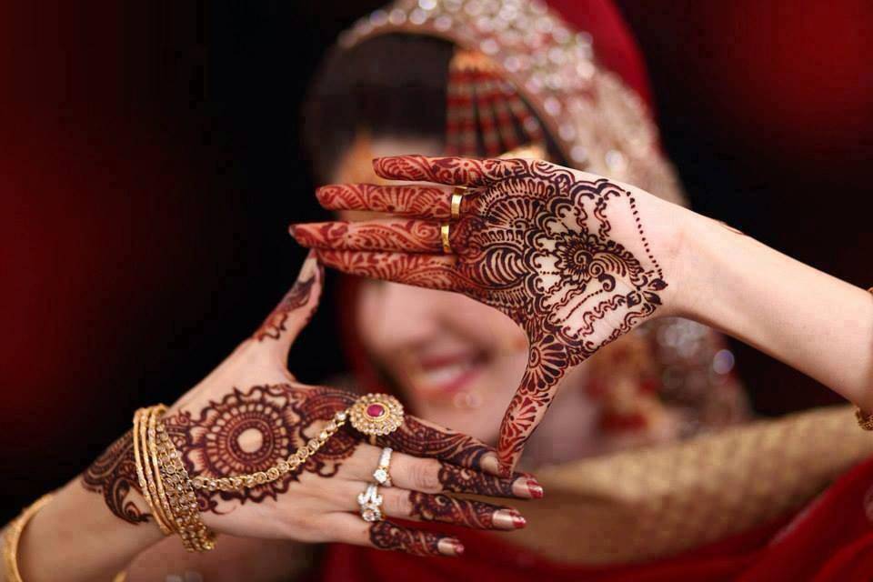 20 Best Bridal Mehendi Designs For This Wedding Season (2024)