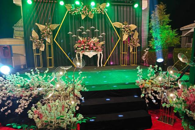 Stage decor