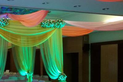 Wedding decor and lighting