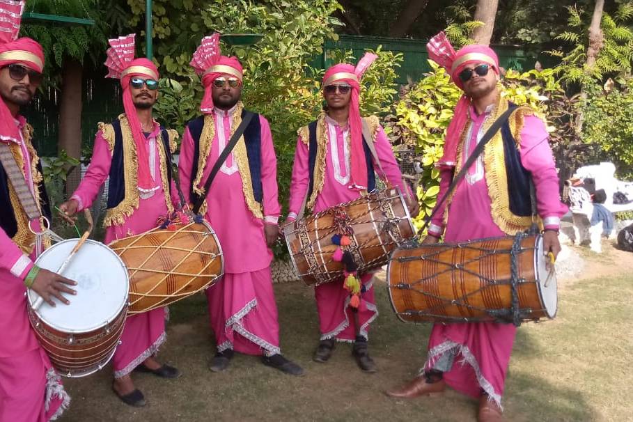 Vijay Dhol Player