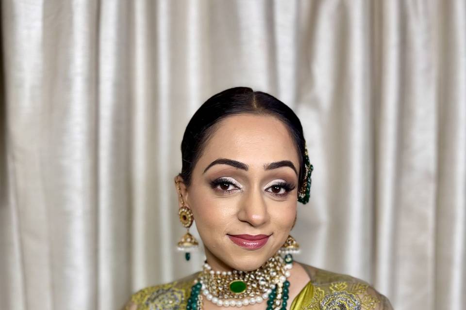 Makeup by Saniya Khann