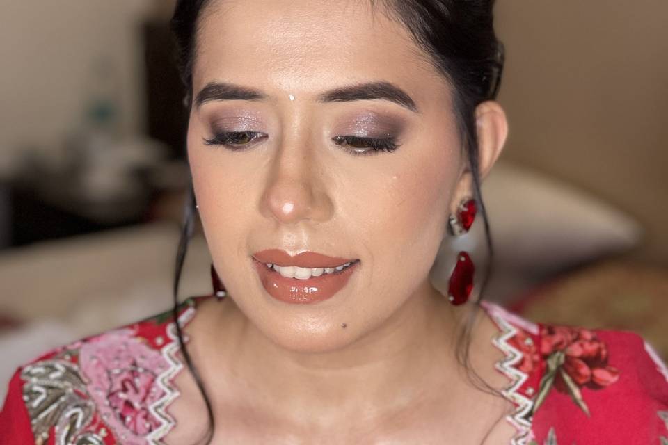 Makeup by Saniya Khann