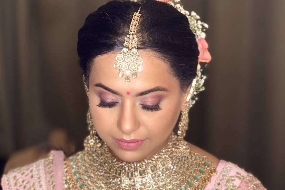 Makeup by Saniya Khann