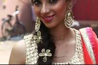 Maquillage by Henna Mulani