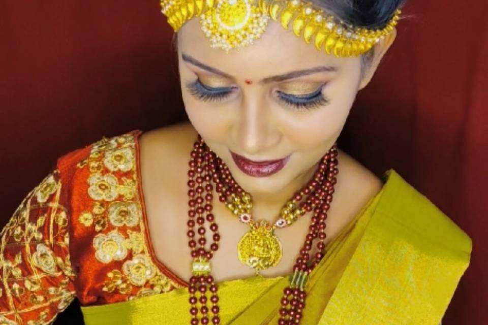 Bridal makeup artist in Coimba