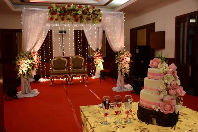 Stage decor and lighting