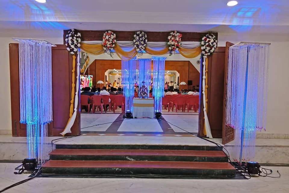 Entrance decor