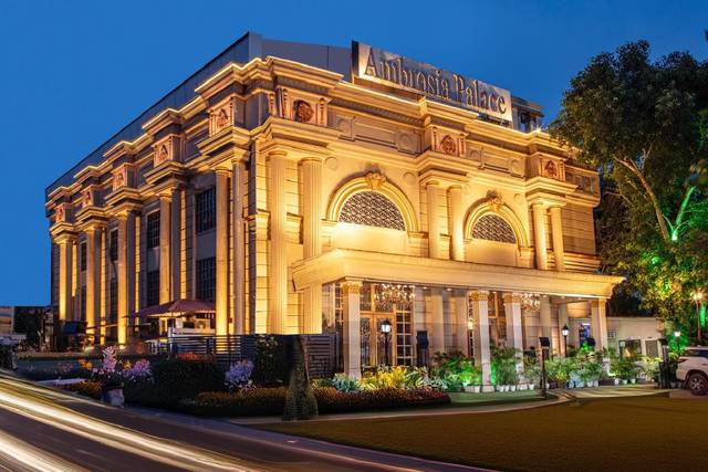 Ambrosia Palace, The Banquets