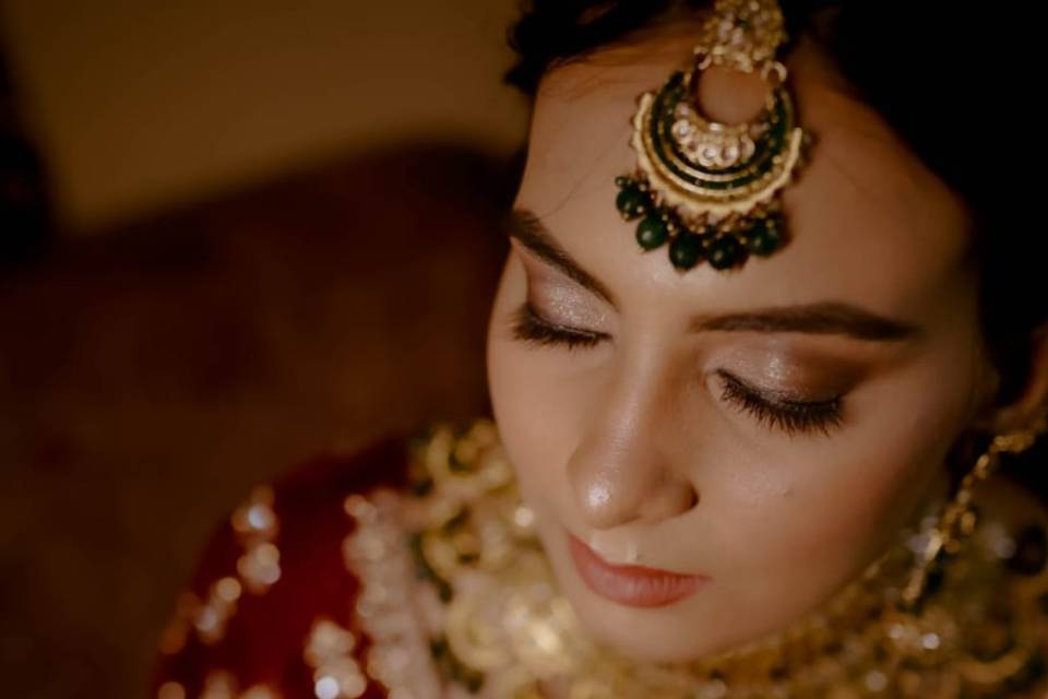 Freelancer Makeup artist, Aashna Artistries