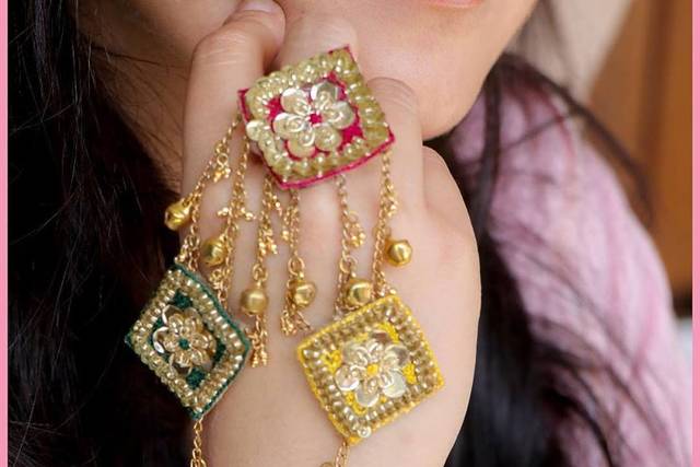 Everything you need to know about Gota Jewelry for your Mehendi! | WedMeGood