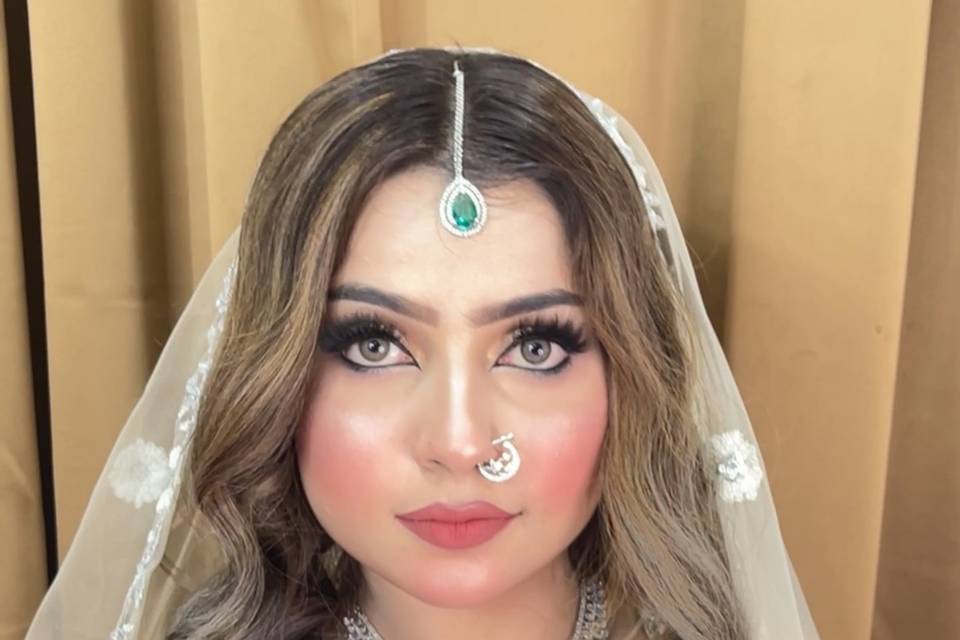 Bridal makeup