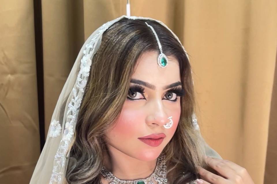 Bridal makeup