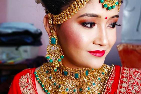 Bridal makeup