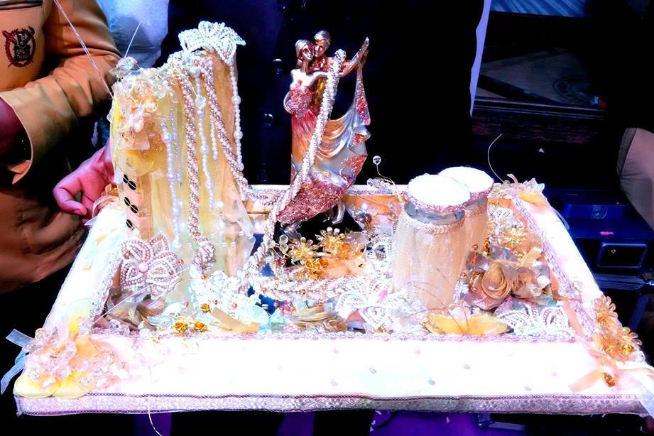 Longevity Cakes - Baker's Brew | Singapore | Happy birthday cake images,  New year's cake, Happy birthday cakes