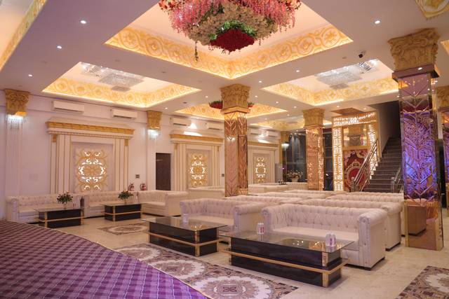 Banquet hall