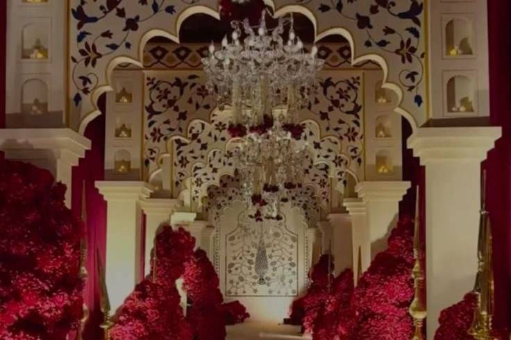 Entrance decor