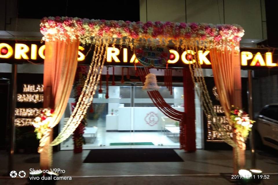 Rimrock Glorious Palace