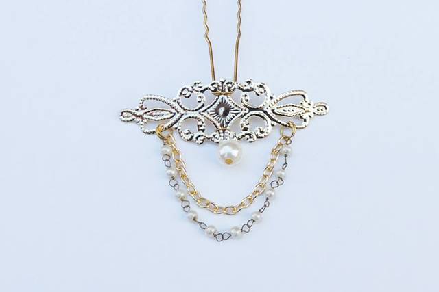Beautiful Imitation Floral Jewellery