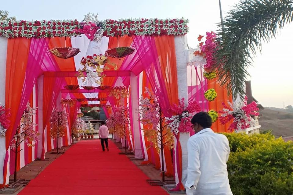 Entrance decor