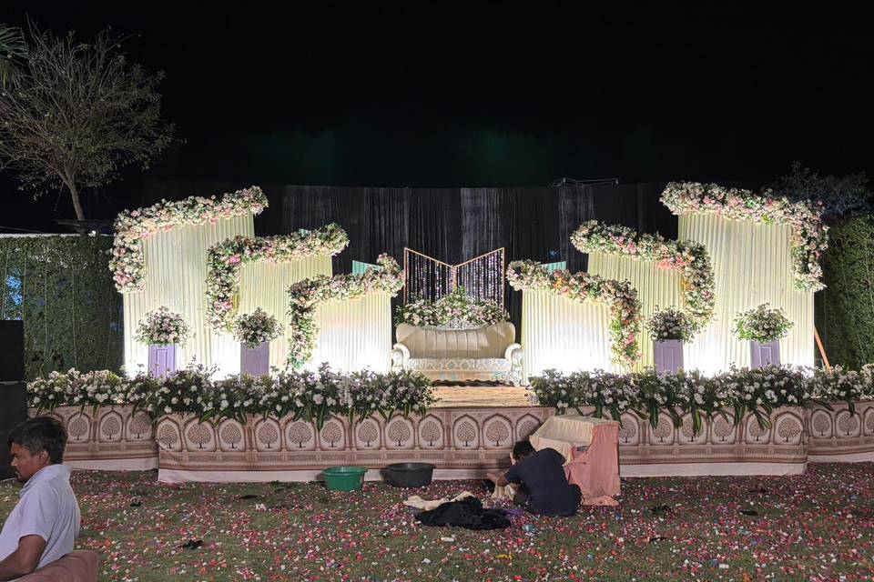 Reception Stage