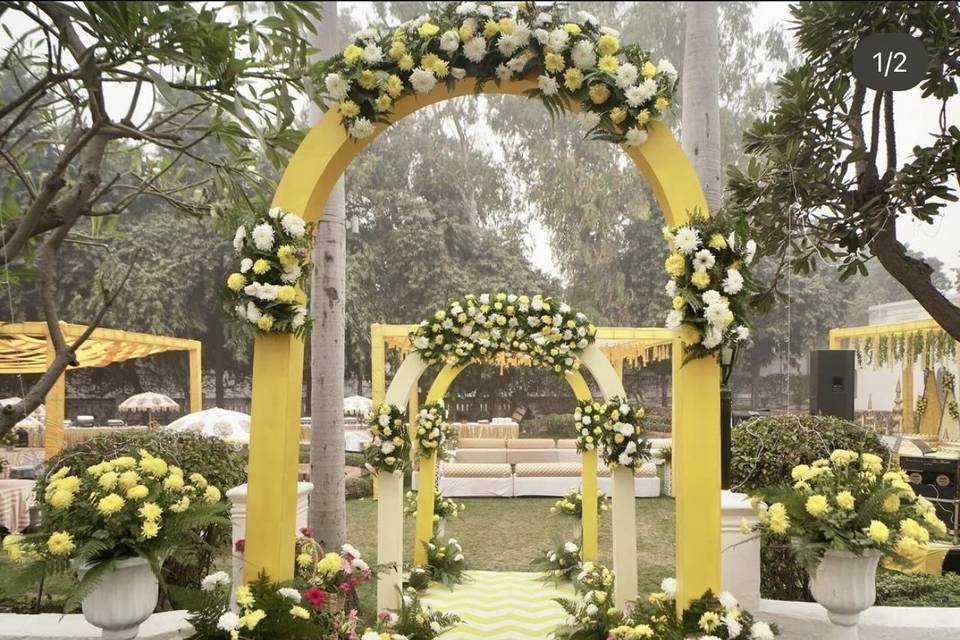 Entrance decor