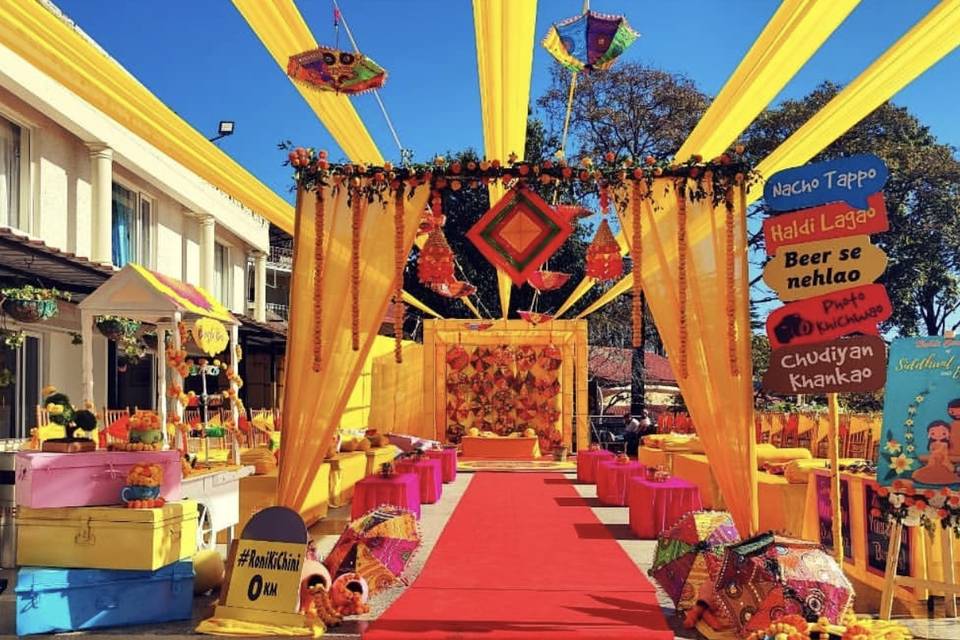 Entrance decor