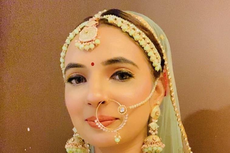 HD Glass Skin Bridal Makeup