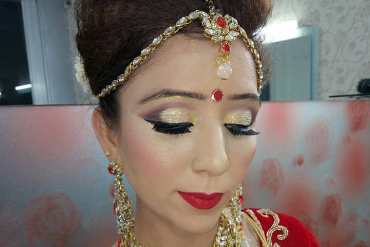 Bridal makeup